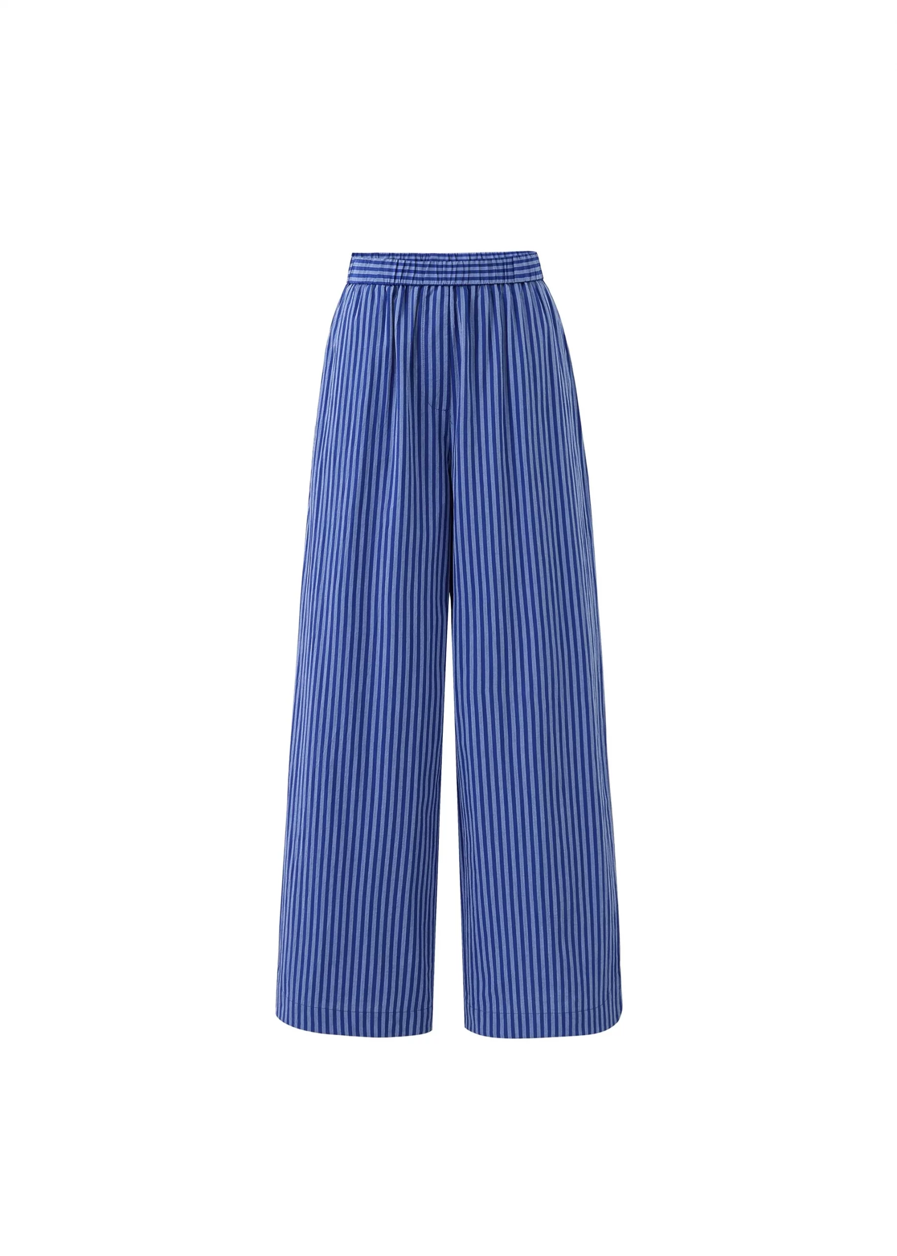 CHC26438_BLEU_ELECTRIQUE_FRONT