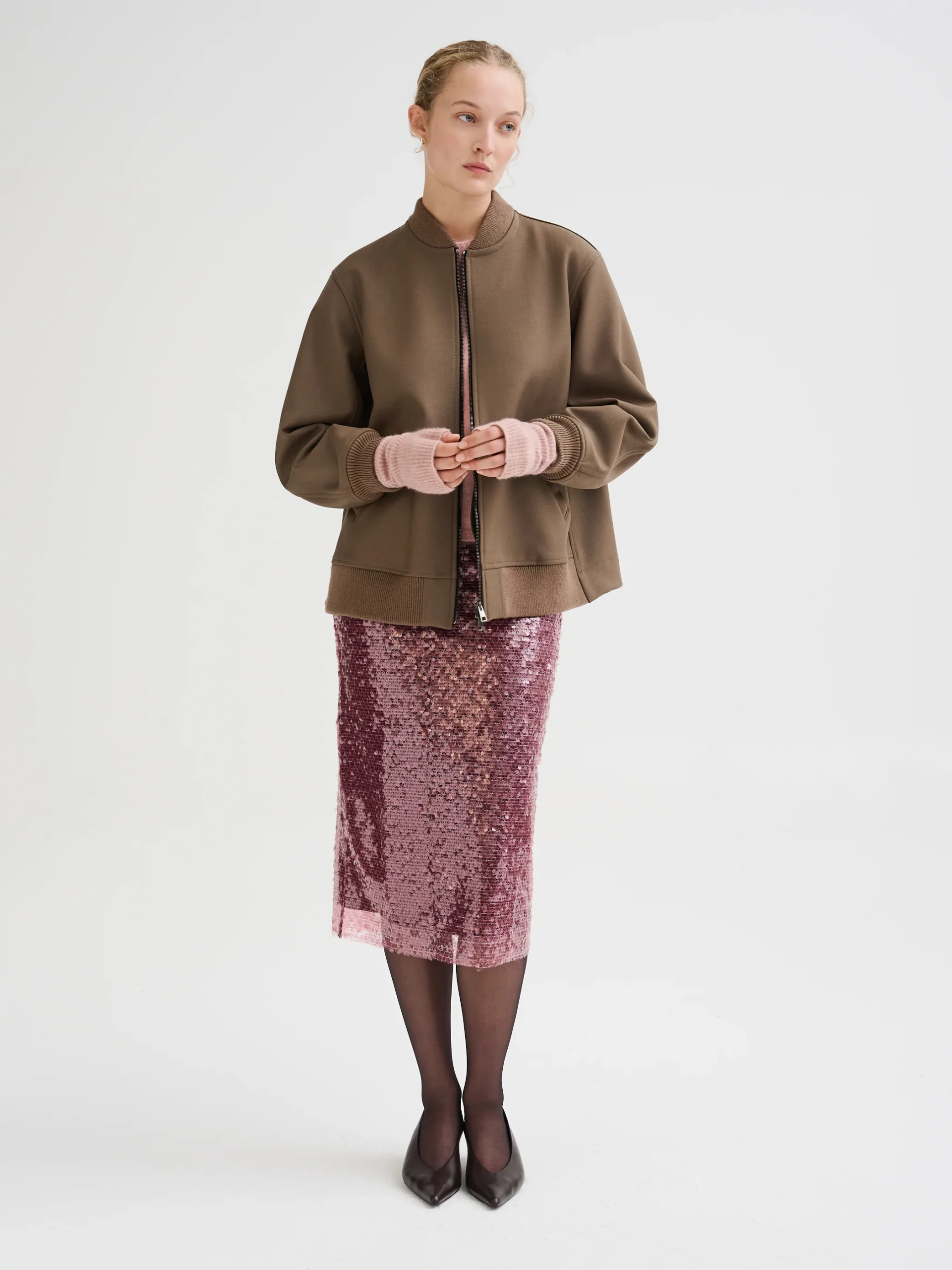 263FXB01056-30-robertocollina_womenswear_FW26_3_370f510e-9d15-45ad-987d-4320a8a20956.jpg